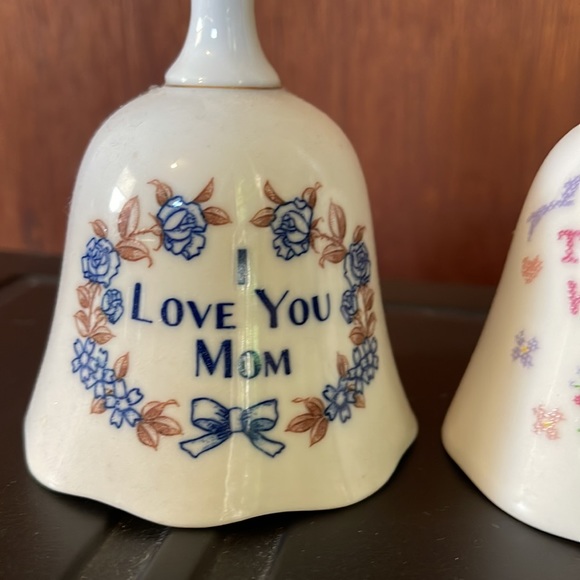 Set of 3 “Mother” bells - Picture 2 of 4